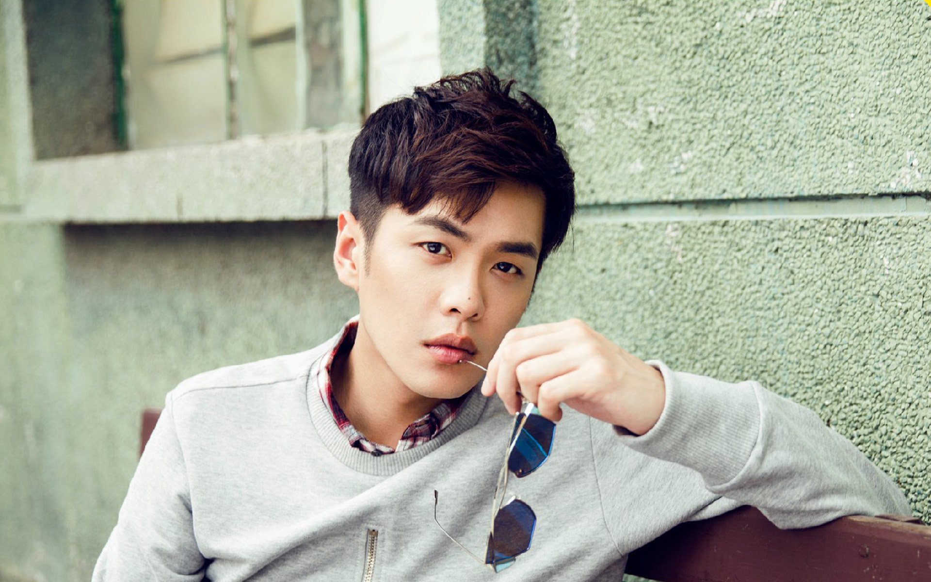 世俱杯2025-诺丁汉森林在英超联赛中成功保级，诺丁汉森林英超冠军