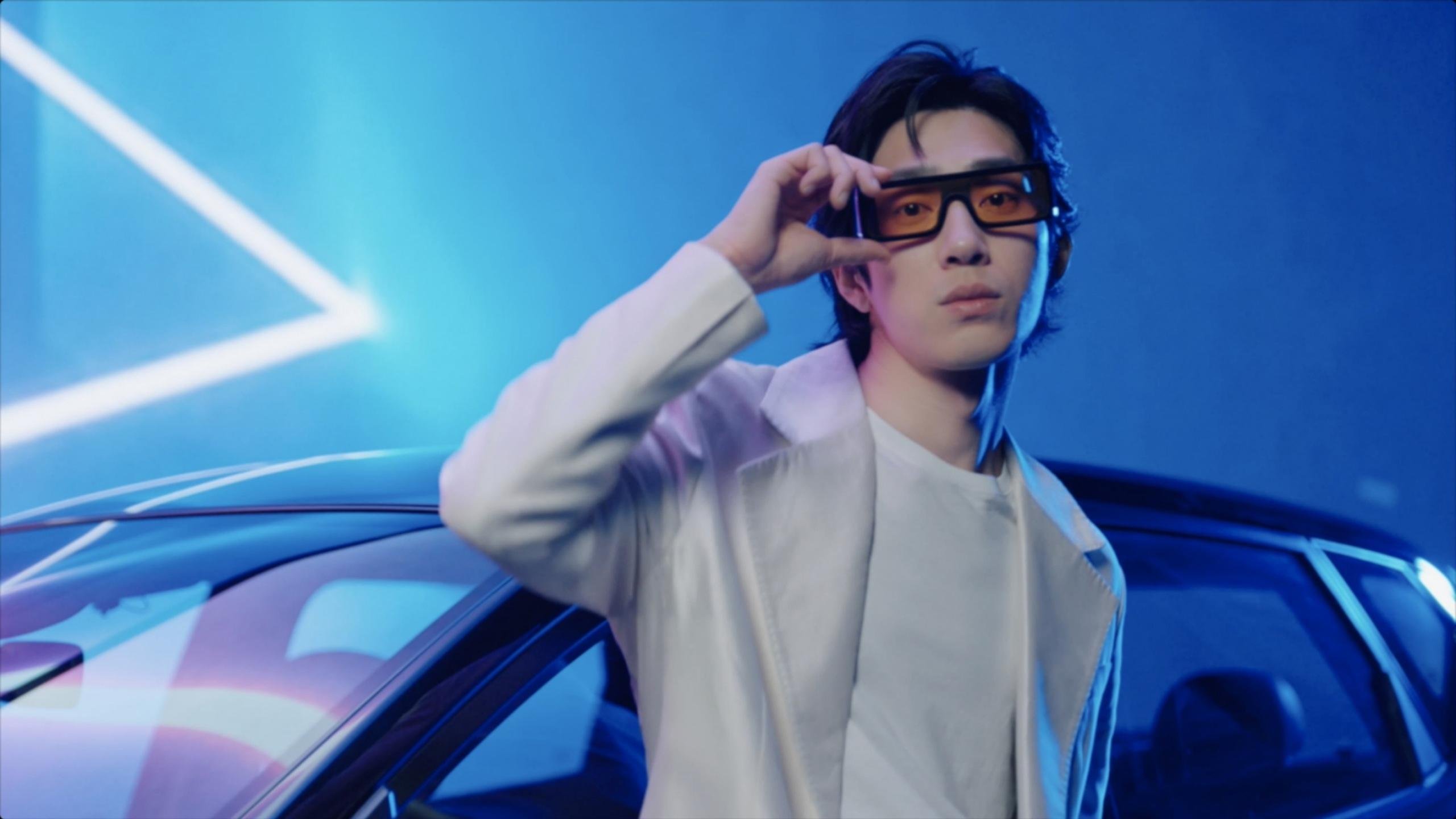 俱乐部世界杯-皇家贝蒂斯主场1-1战平奥萨苏纳，双方互有攻守，皇家贝蒂斯主场球衣